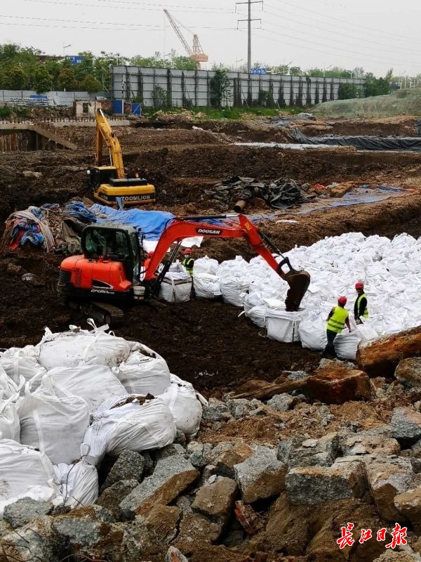 青山一地塊完成土壤修復 武漢首個《土壤污染防治法》實施后的治污典型